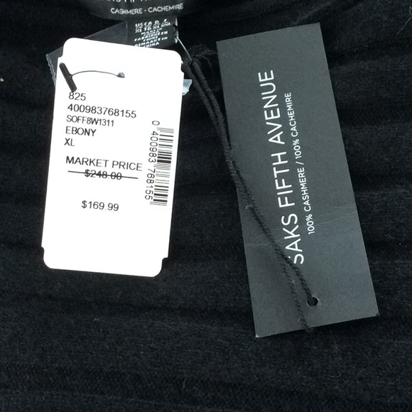 NWT. Saks 5th Ave. Women’s Cashmere sweater. - Picture 4 of 4